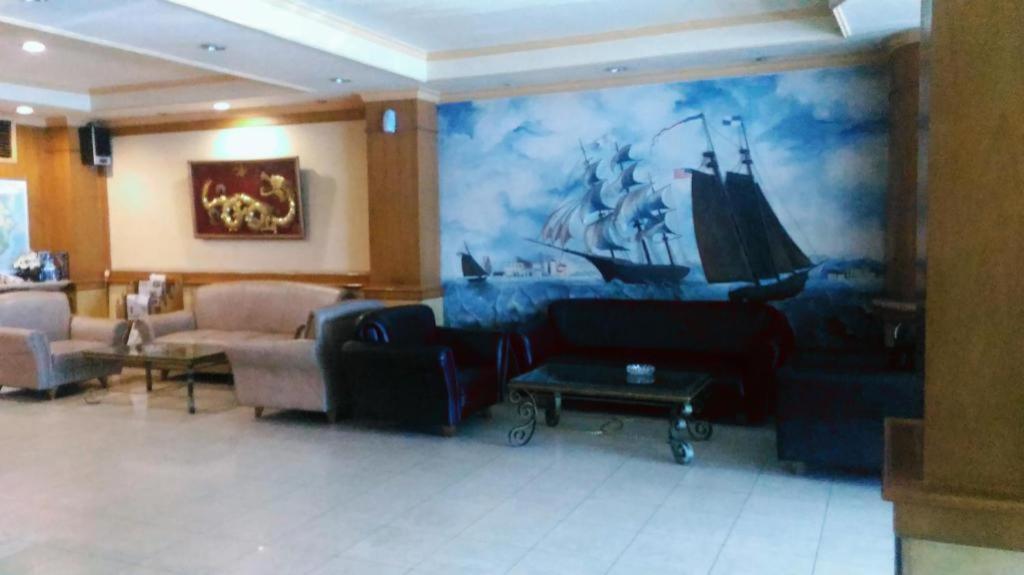 Buana Lestari Hotel Balikpapan  Zewnętrze zdjęcie