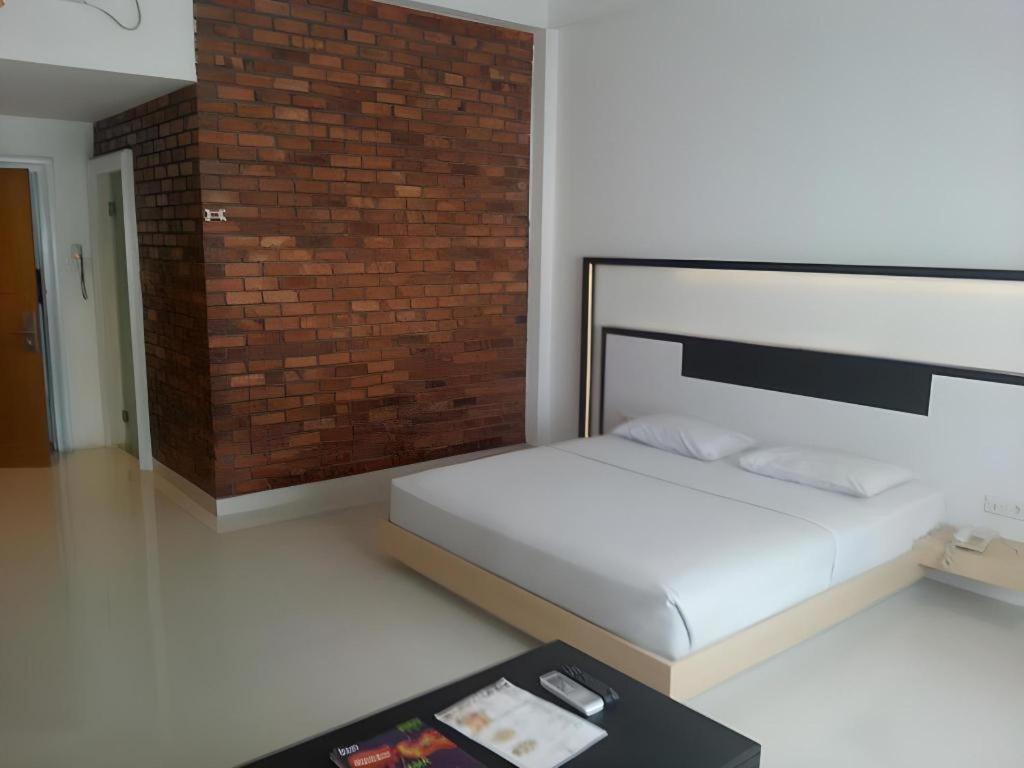 Buana Lestari Hotel Balikpapan  Zewnętrze zdjęcie