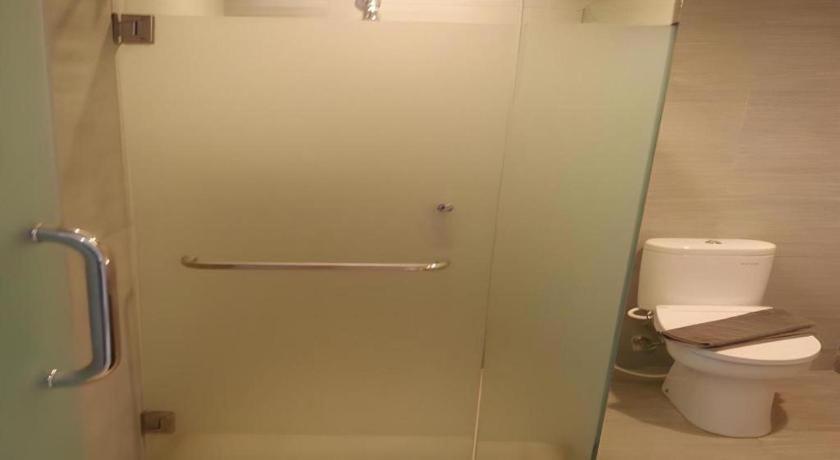 Buana Lestari Hotel Balikpapan  Zewnętrze zdjęcie
