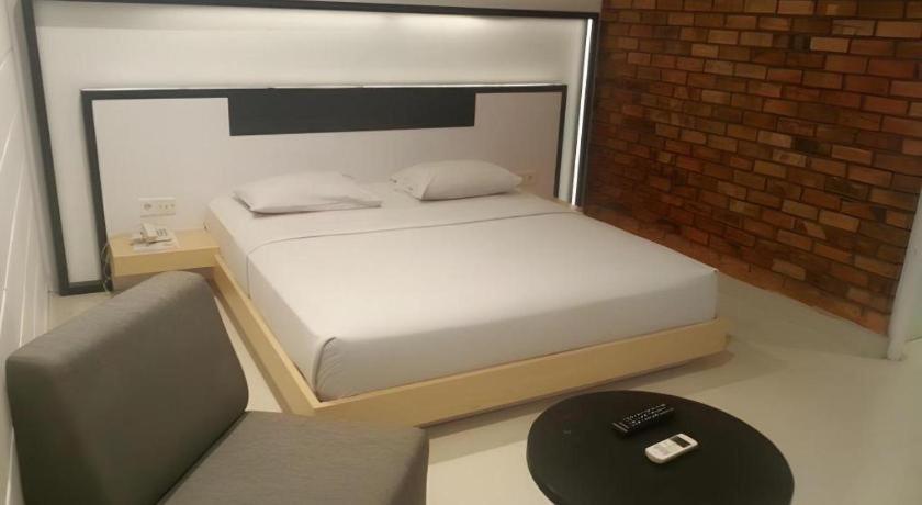 Buana Lestari Hotel Balikpapan  Zewnętrze zdjęcie