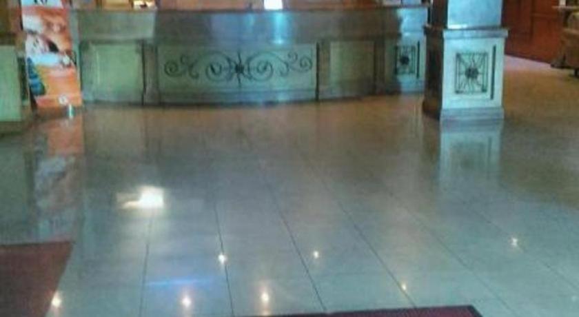 Buana Lestari Hotel Balikpapan  Zewnętrze zdjęcie